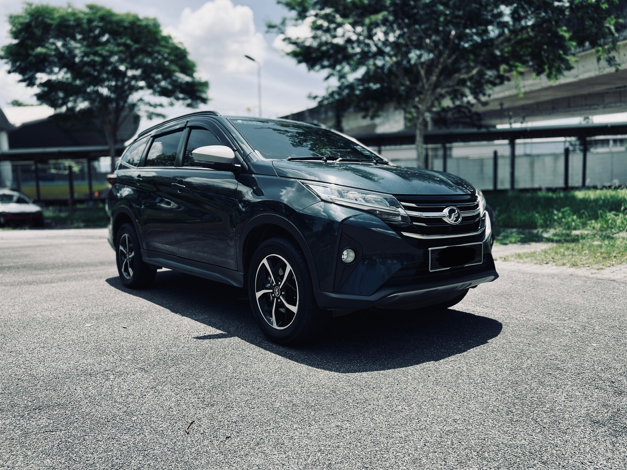 Perodua Aruz AV
